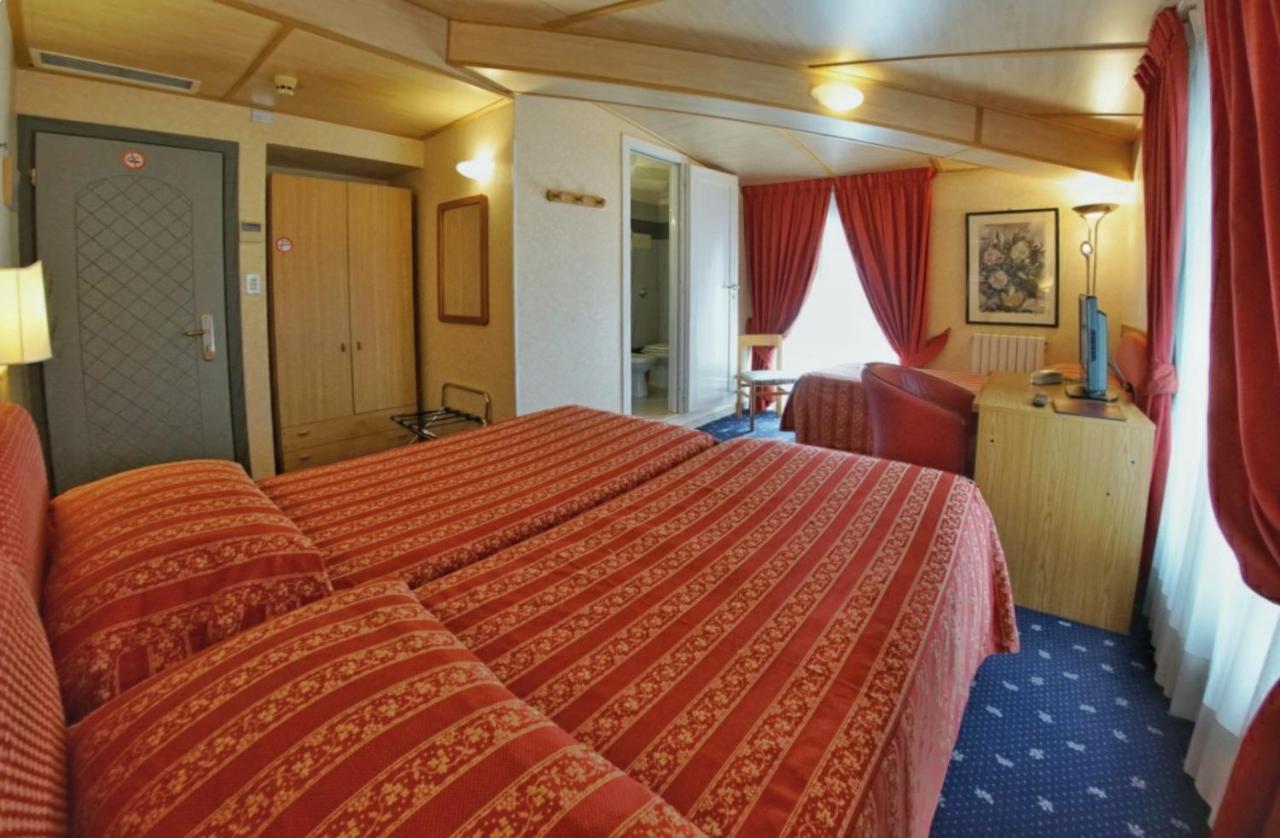 Hotel Le Torrette Galbiate Exterior photo